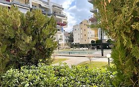 Jimmy'S Pool Apartment